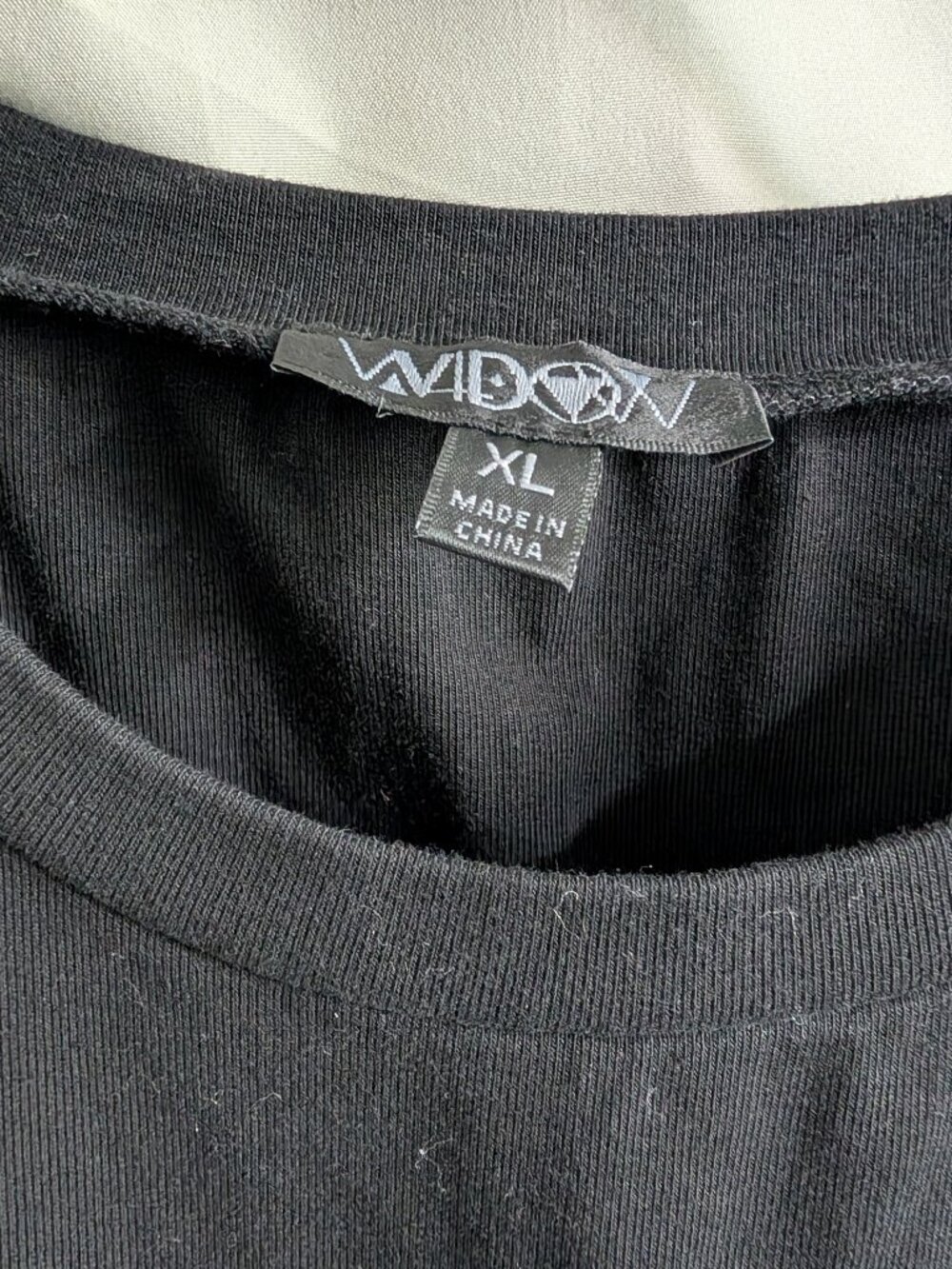 Dollskill Tee - Picture 4 of 5